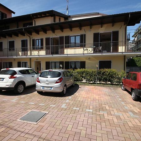 Petalo Bianco 100M From Lake - Happy Rentals Baveno Ngoại thất bức ảnh