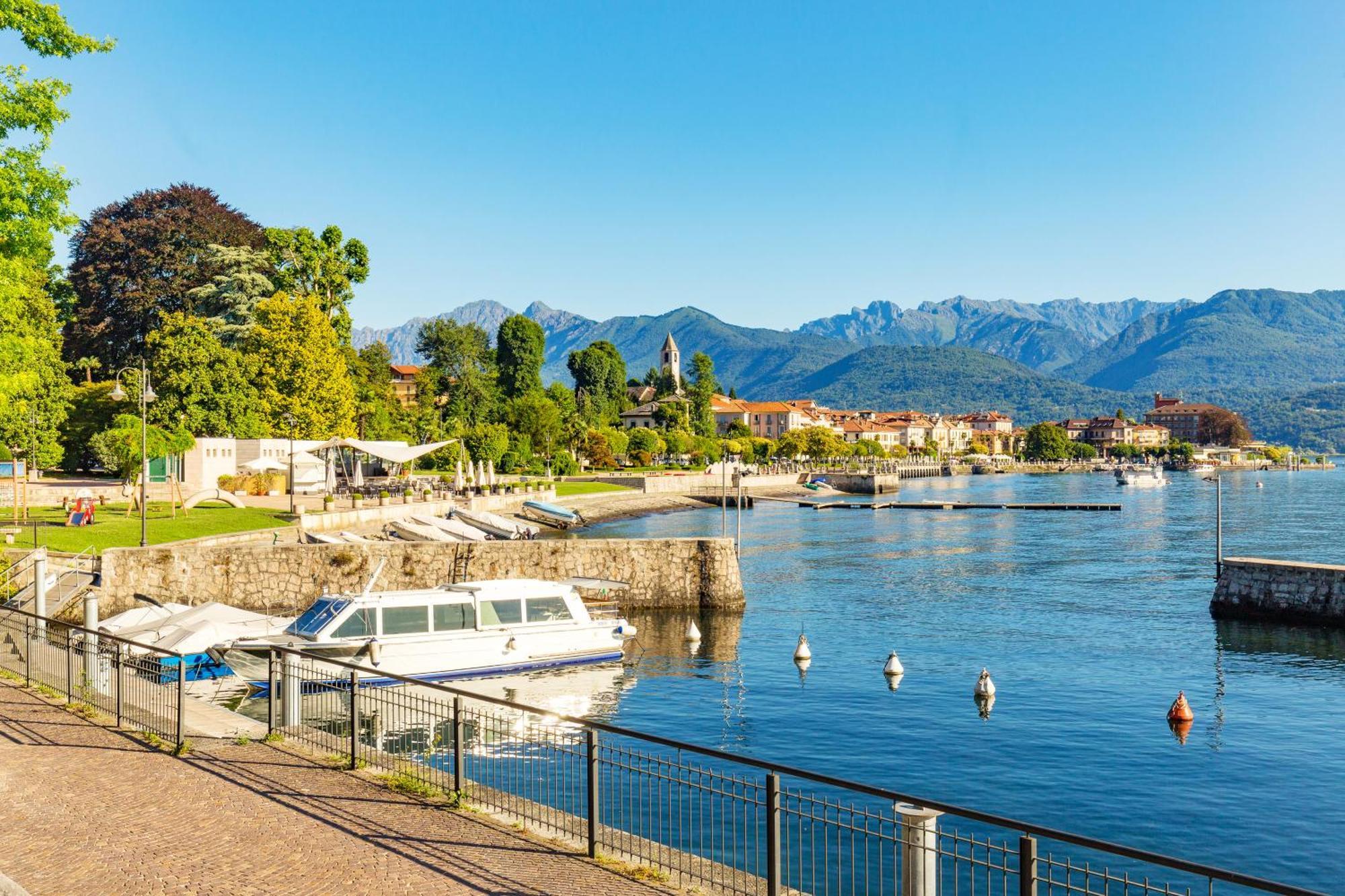 Petalo Bianco 100M From Lake - Happy Rentals Baveno Ngoại thất bức ảnh